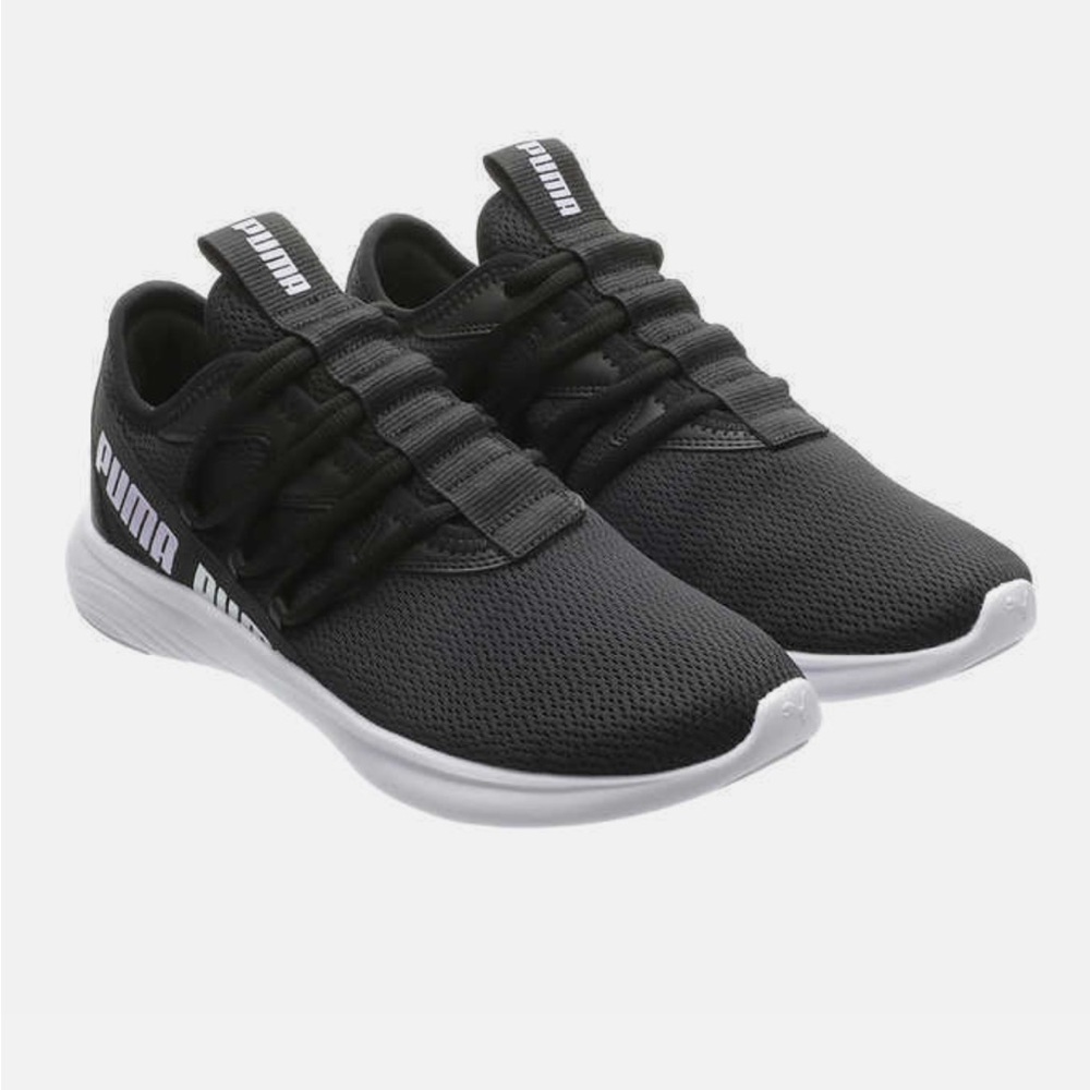 Women’s Star Vital Black Athletic shoe Size 7.5 New